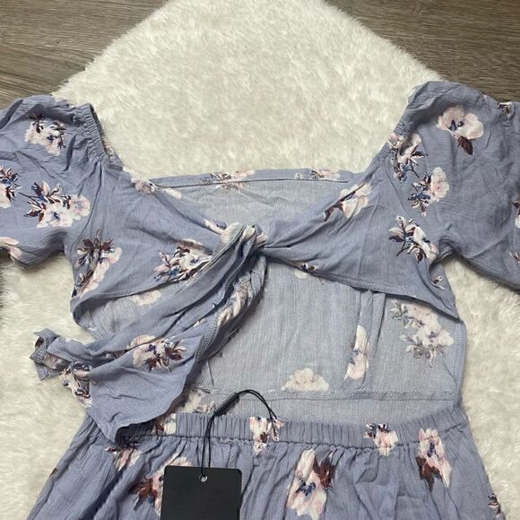 PrettyLittleThing Blue Off Shoulder Mini Dress Open Back Tie Floral Size 4 - Picture 5 of 10